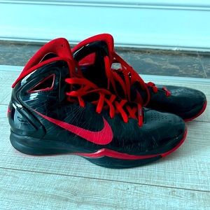 Men’s Nike Hyperdunk 2010